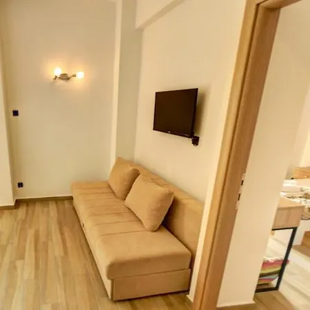 Apart.hotel Grand 公寓式酒店 *